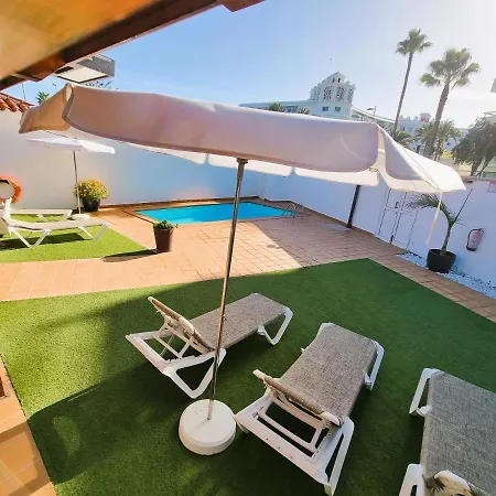 Teresa Daire Playa del Ingles (Gran Canaria)